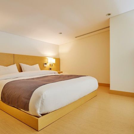 The Suites Hotel Naksan Yangyang Eksteriør billede