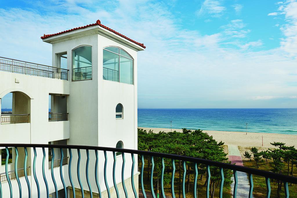 The Suites Hotel Naksan Yangyang Eksteriør billede