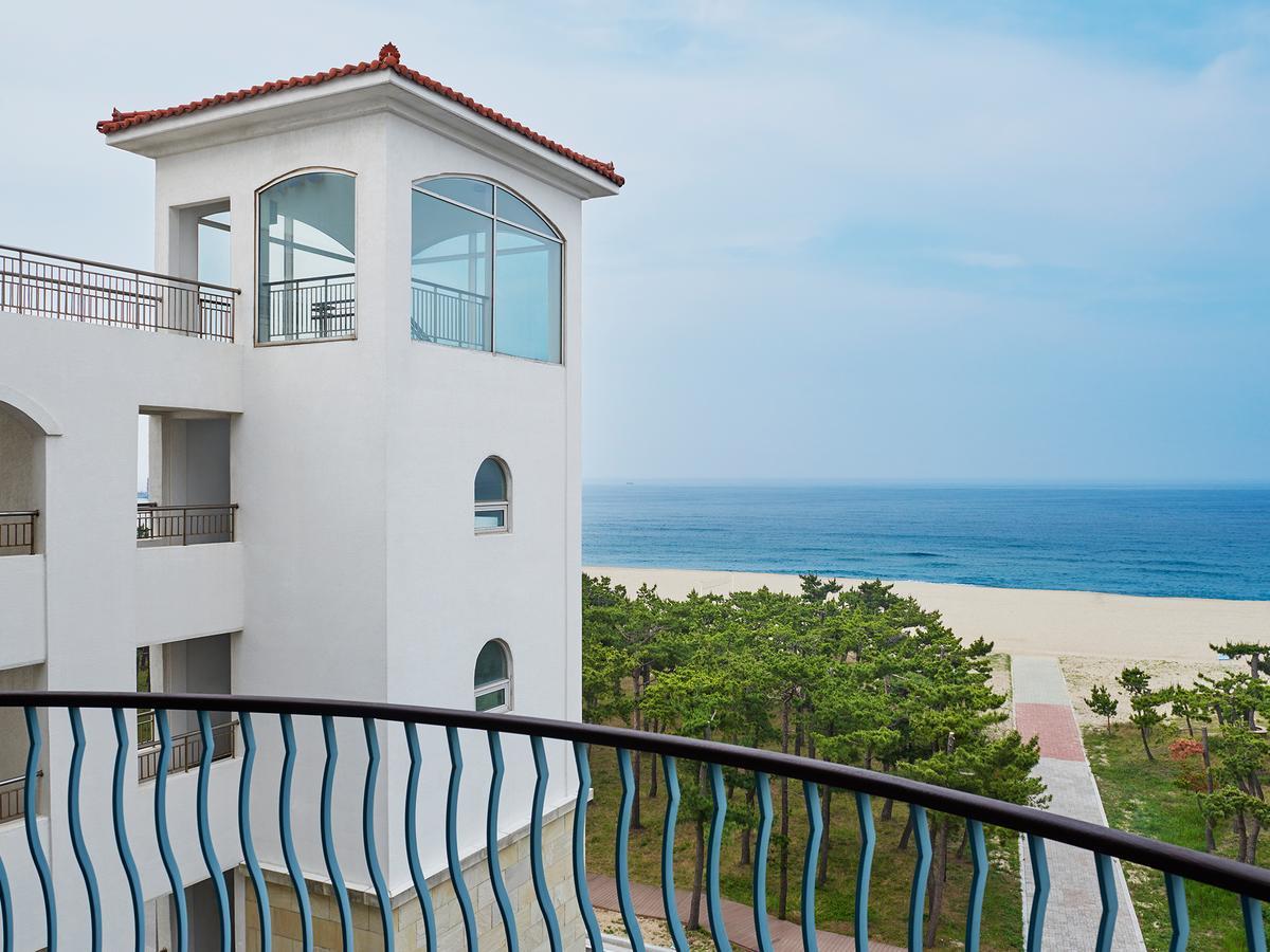 The Suites Hotel Naksan Yangyang Eksteriør billede