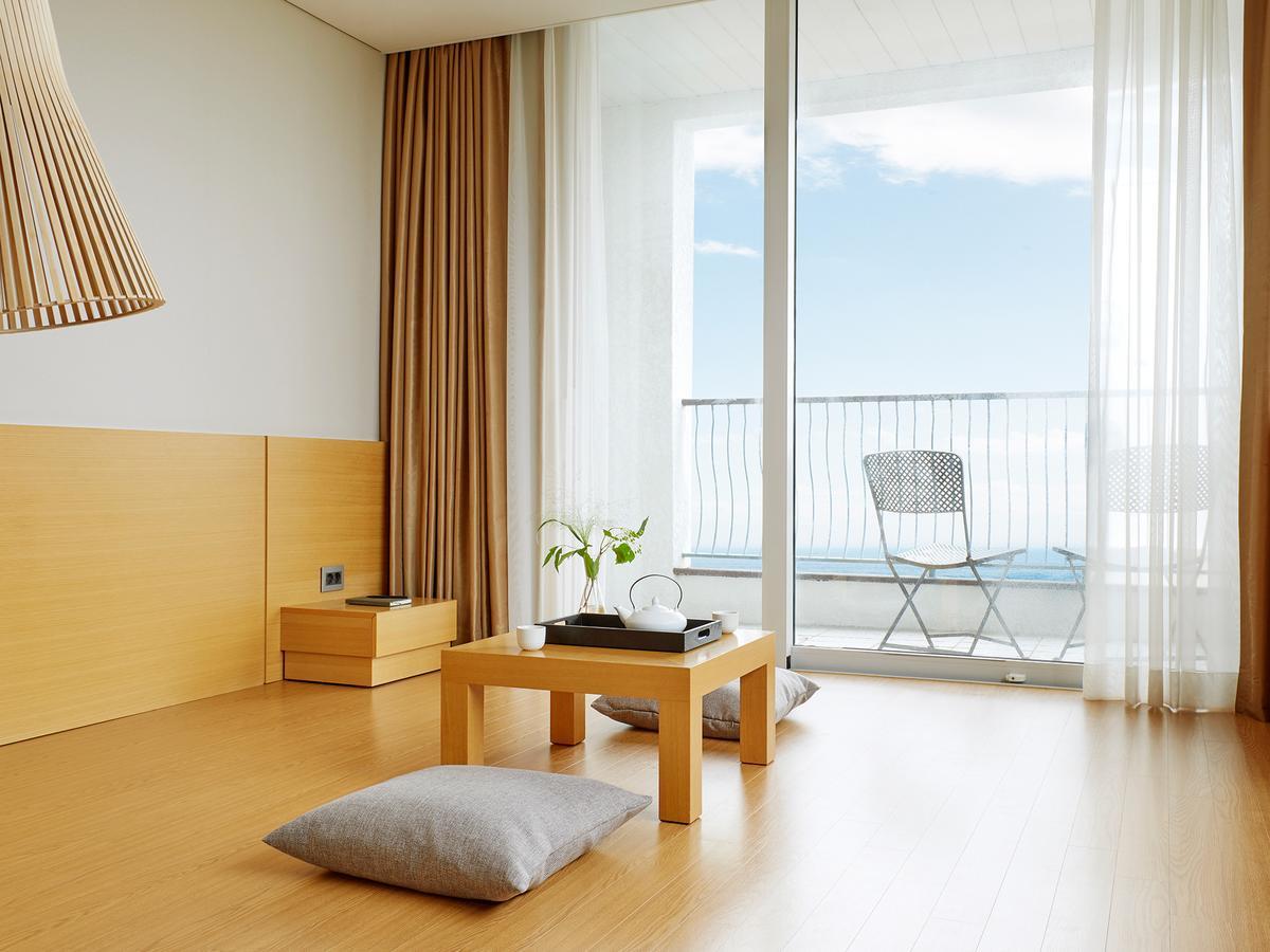 The Suites Hotel Naksan Yangyang Eksteriør billede